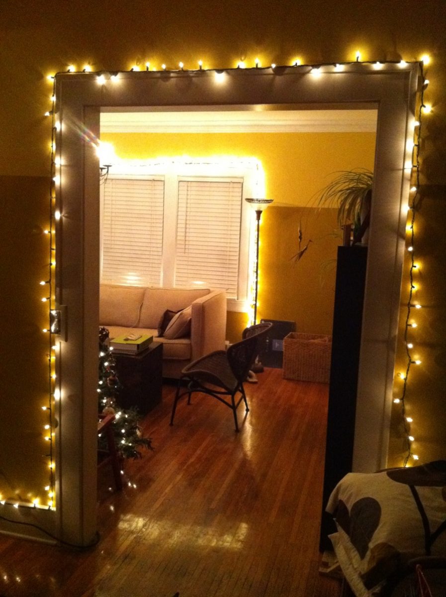 Livingroom_christmaslights Jpg