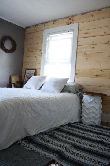 Shiplap wall: Progress.
