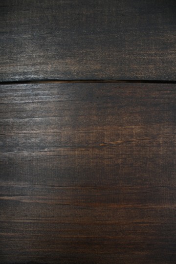 Can you believe that adding a coat of Jacobean Minwax stain over the Dark Walnut left me with this beautiful, rich color? (I can't!)
