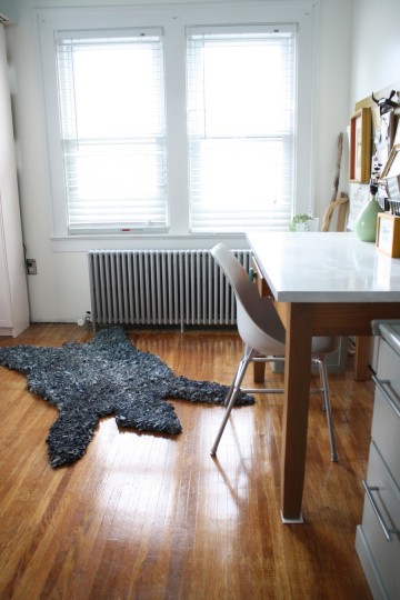 Shaggy rug, complete.