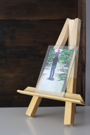 Finished dip-dye metallic easel.