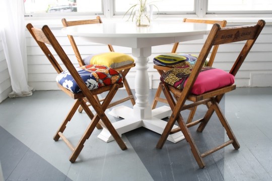 How to make Anthropologie inspired seat cushions.