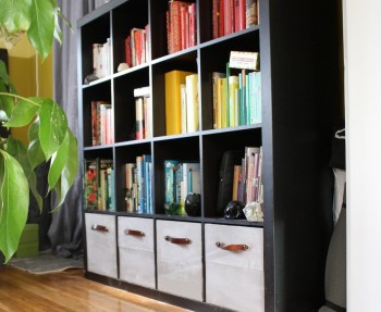 DIY IKEA EXPEDIT drawers! Voila.