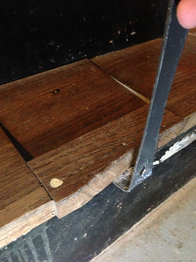 Broken lower stair, time for a DIY repair. Broken lower stair, time for a DIY repair.