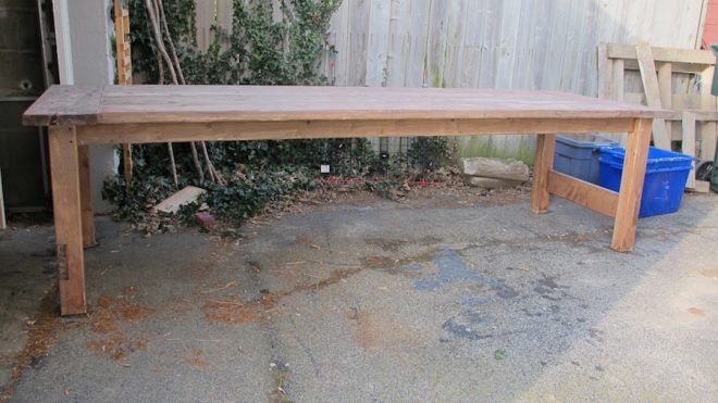 DIY rustic wedding table.